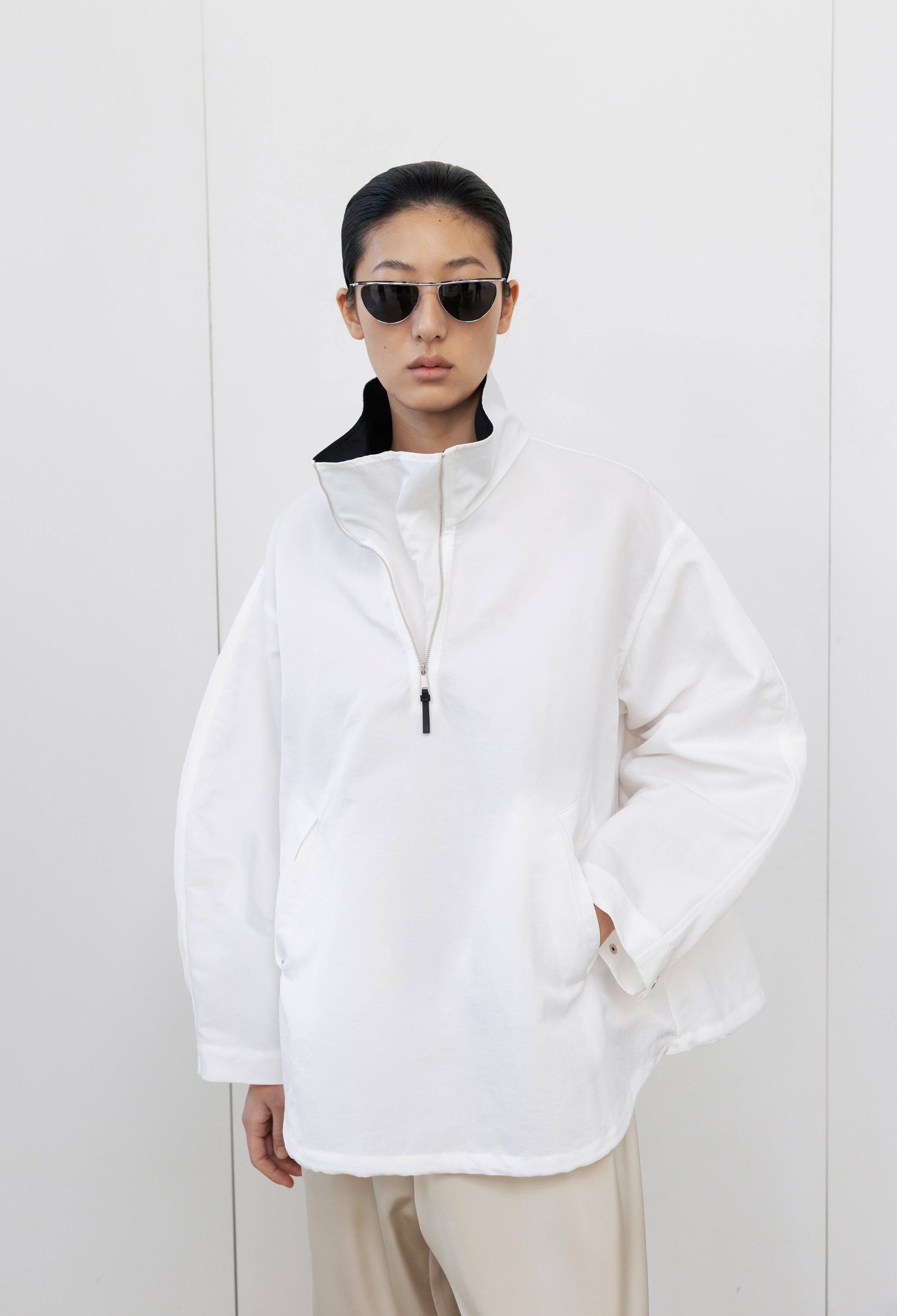 Dual-tone half-zip