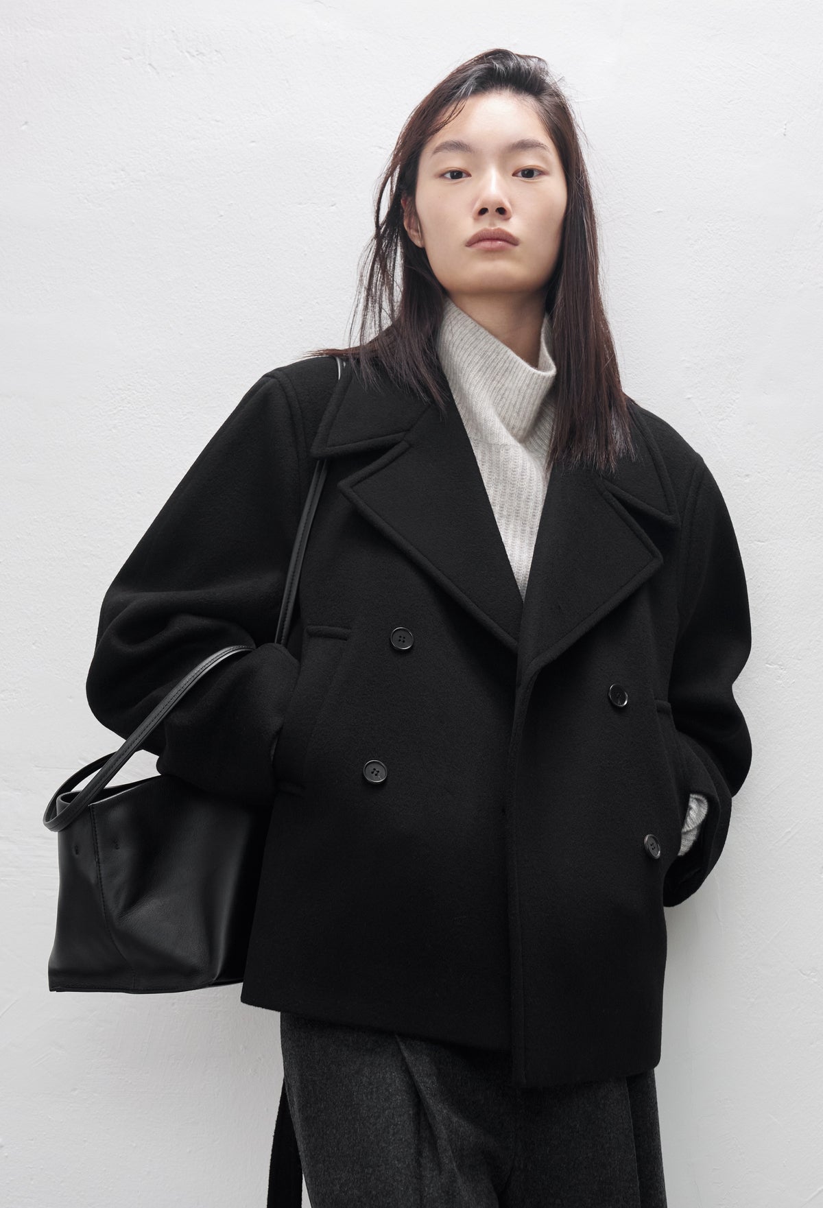 [리퍼브] 더블 벨티드 피코트 블랙