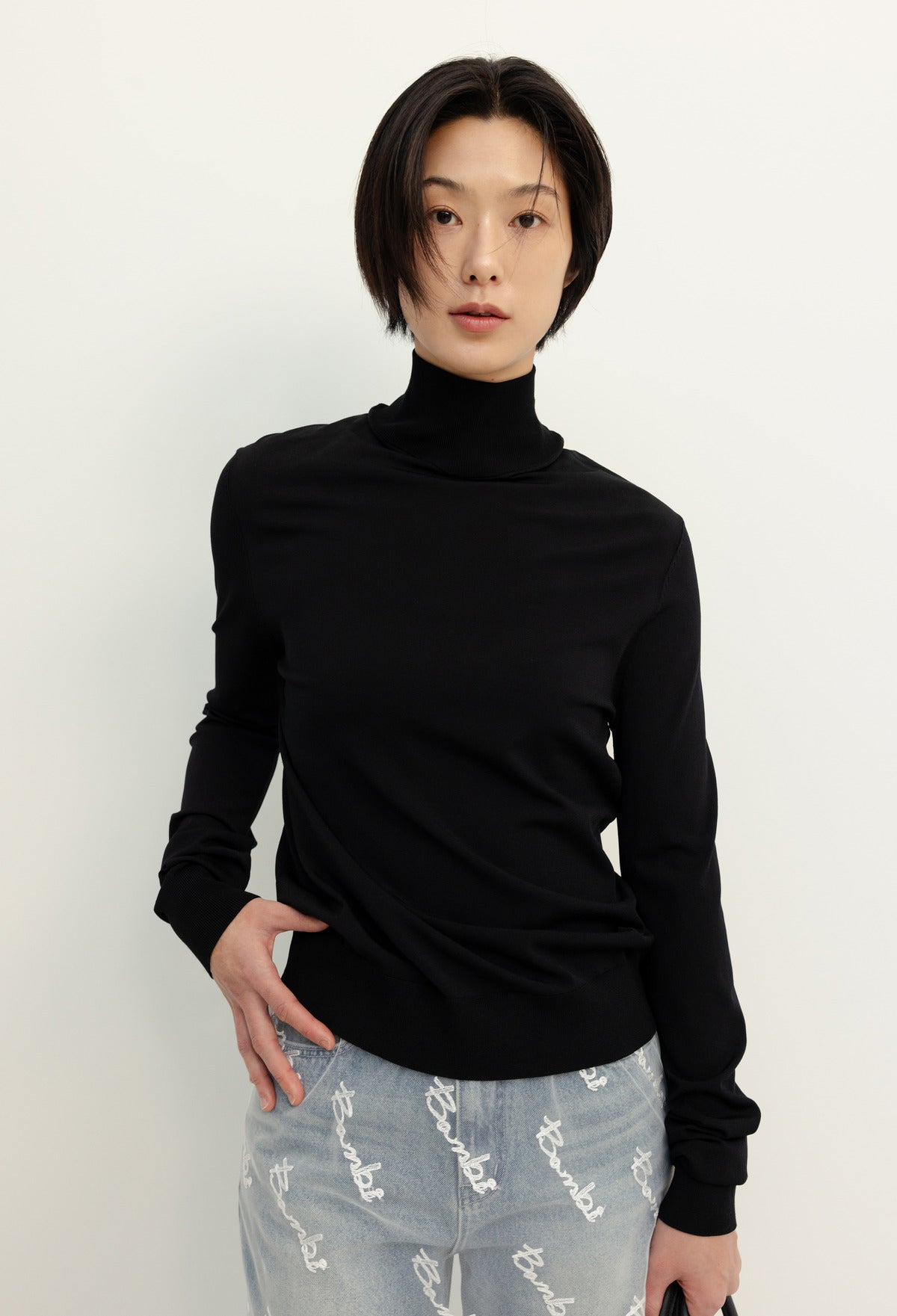 비스코스 폴라 풀오버 블랙