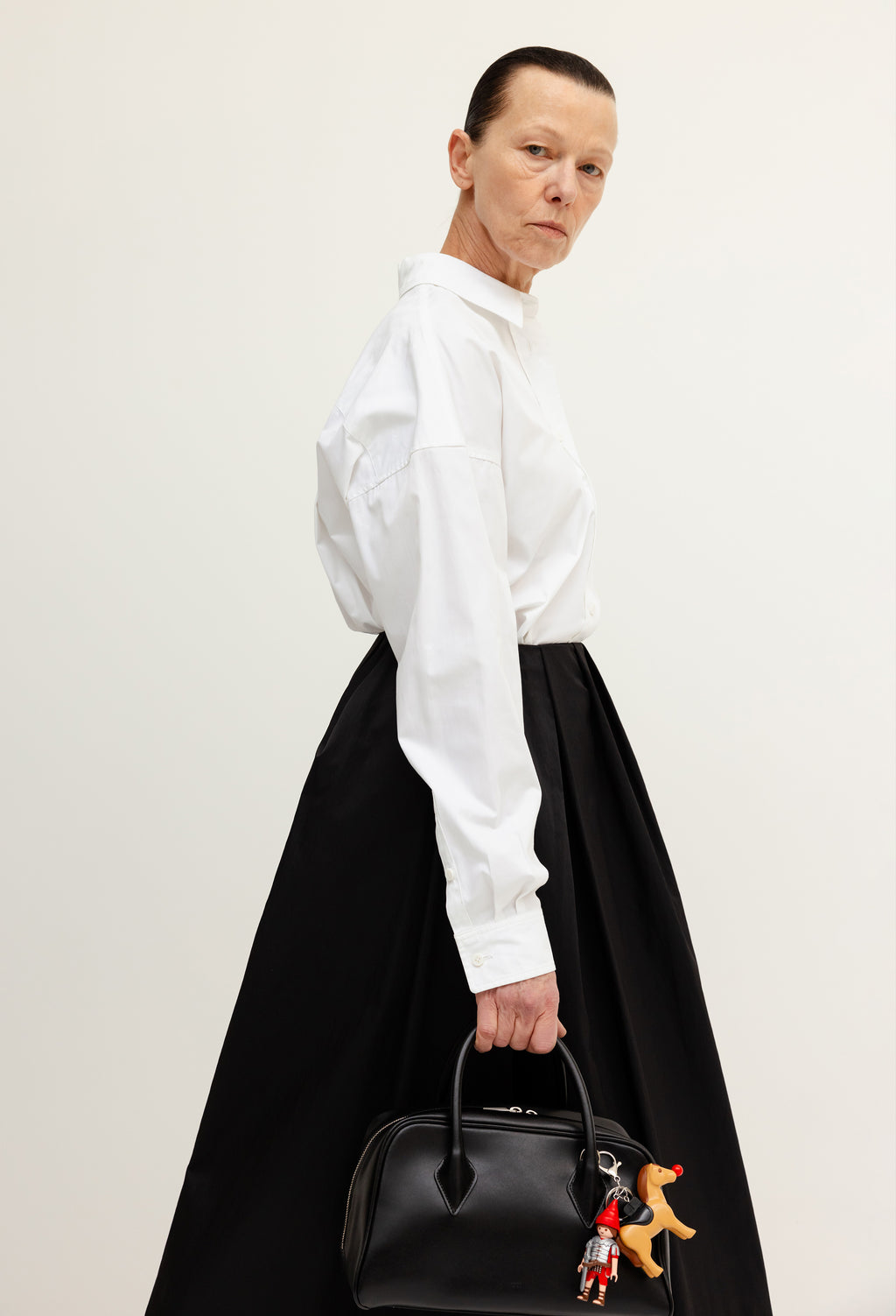 Volume Full Skirt Black
