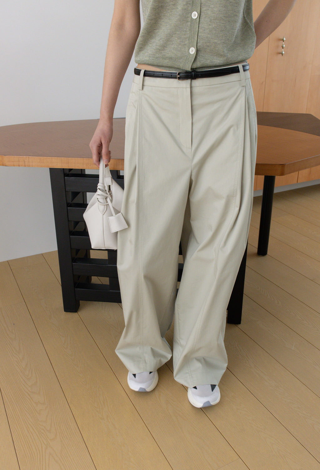 Cotton Pintuck Trousers Light Khaki