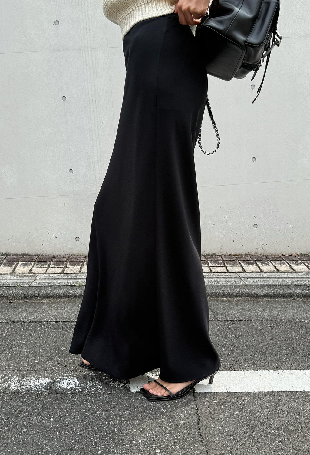 25SS 썸머 루 스커트 블랙