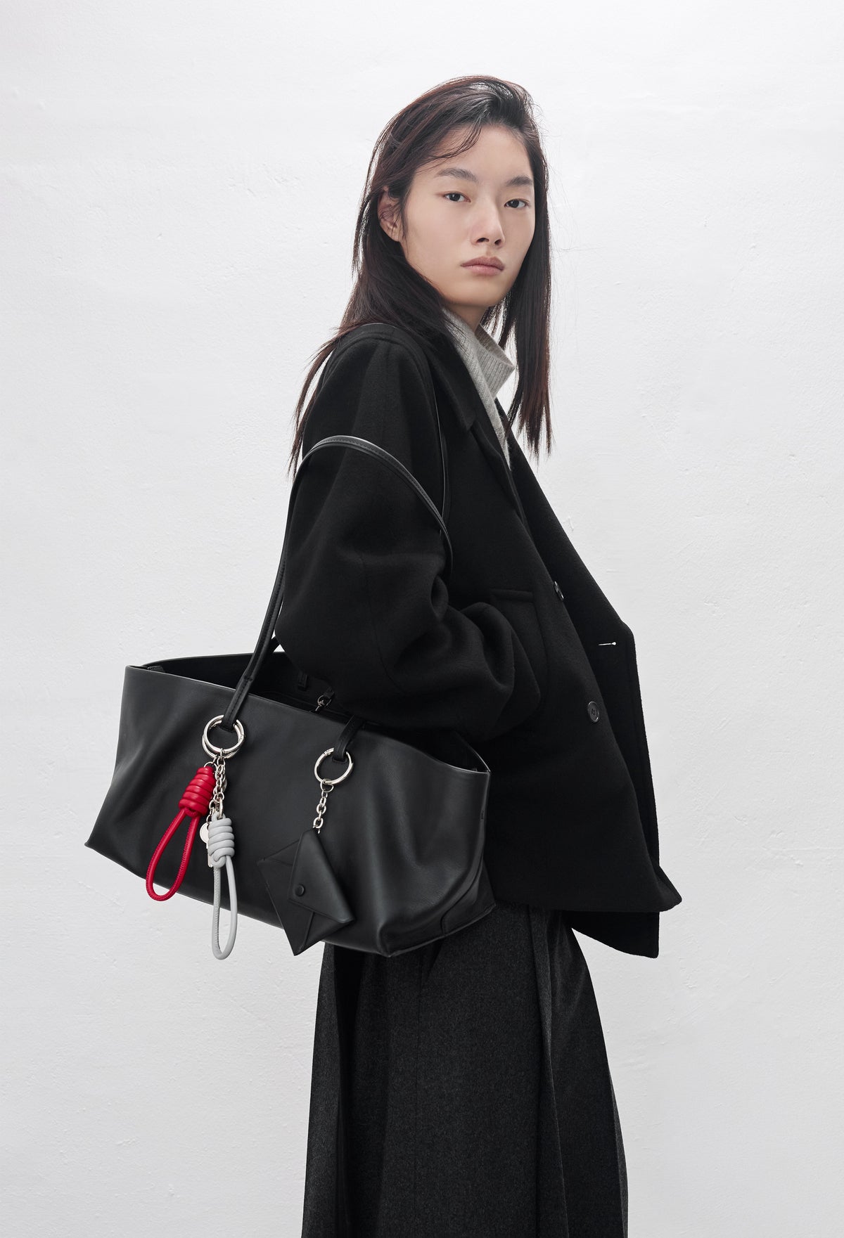 [리퍼브] 더블 벨티드 피코트 블랙