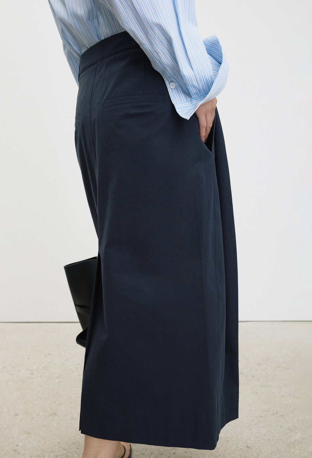 Cotton Tuck Skirt Navy