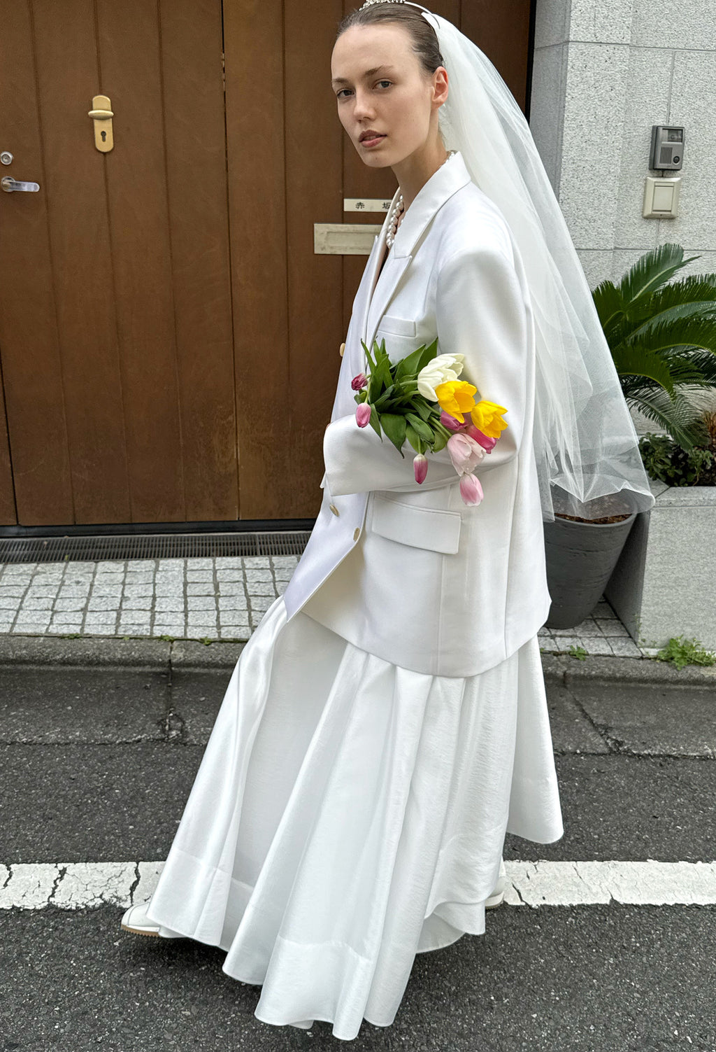 울실크 더블브레스티드 자켓 아이보리