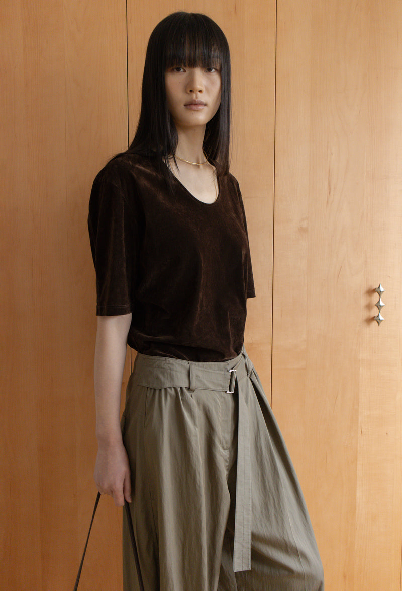 Velour U-neck T-shirt Brown