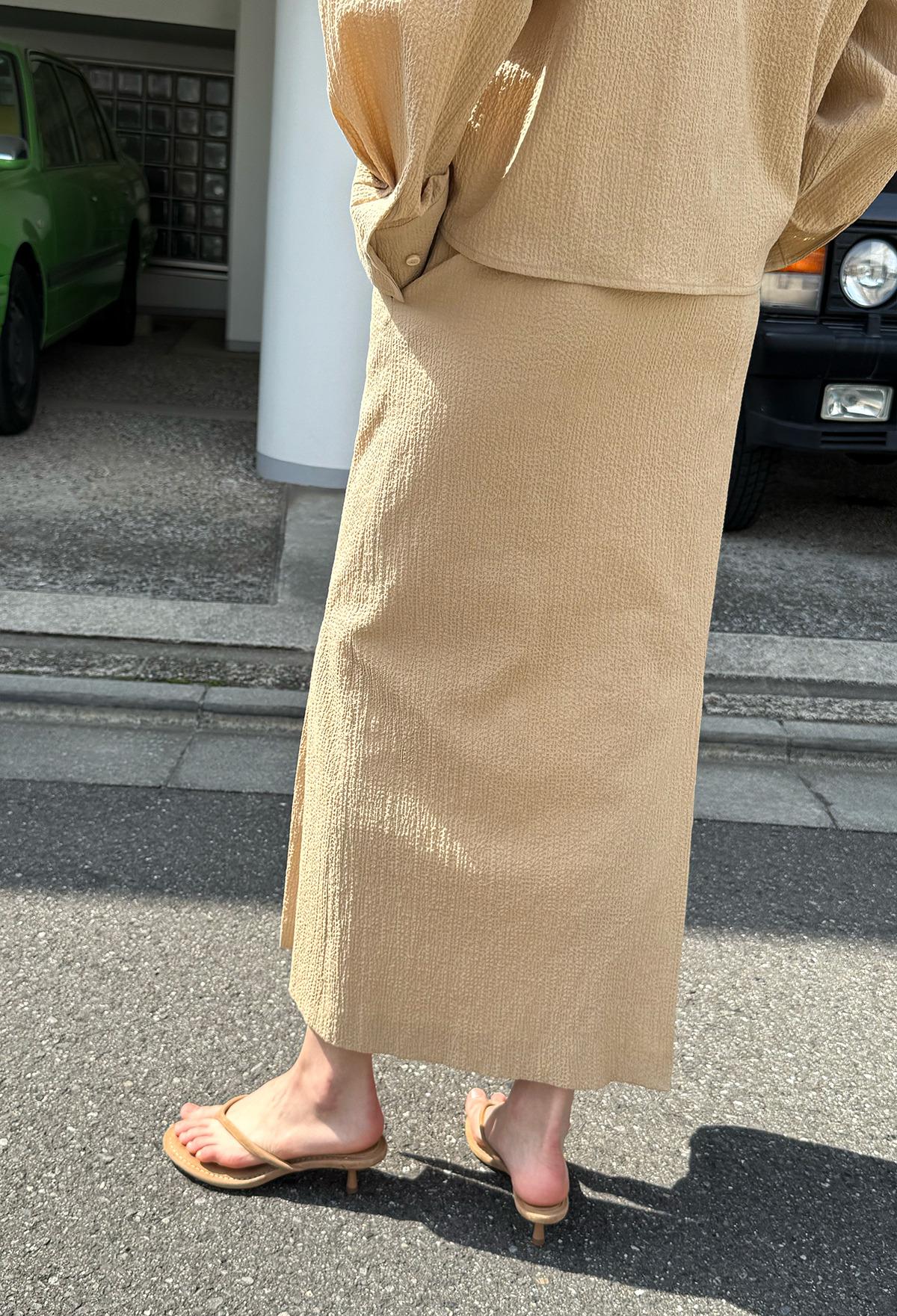 시어서커 슬릿 스커트 베이지