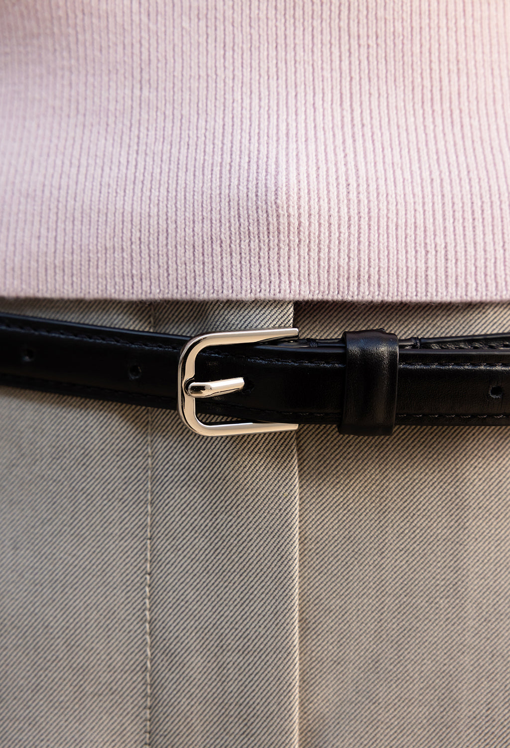Sleek Buckle Belt Black Silver