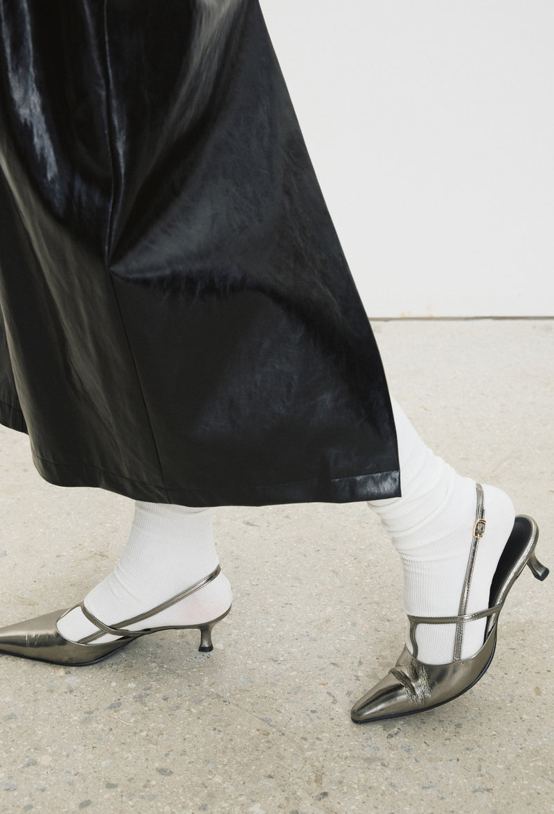 T-Strap Slingback Chromeblack