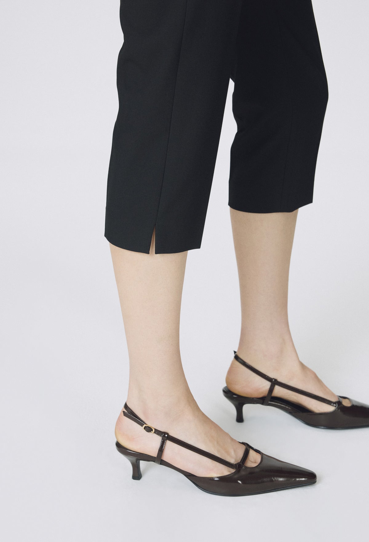 Capri Slit Pants